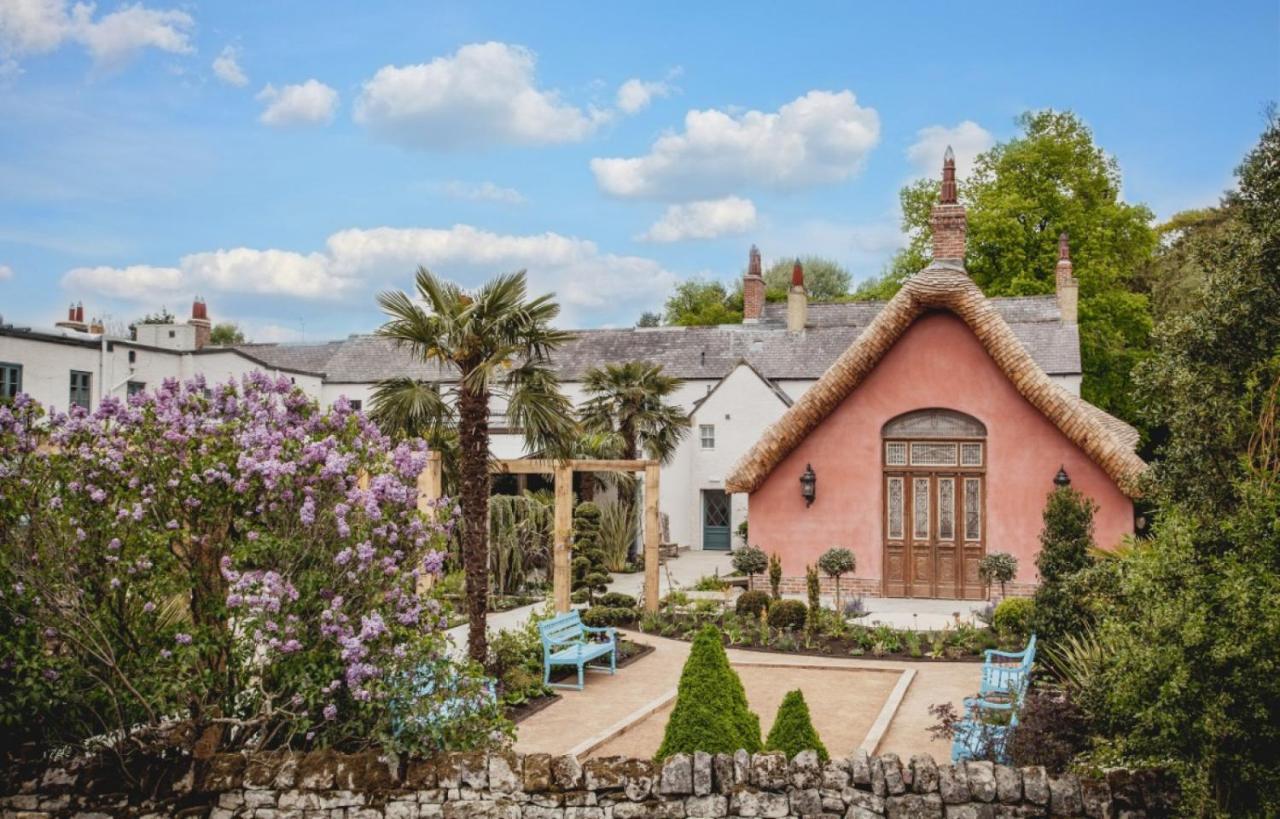 Le Petit Chateau & William De Percy 5* Otterburn