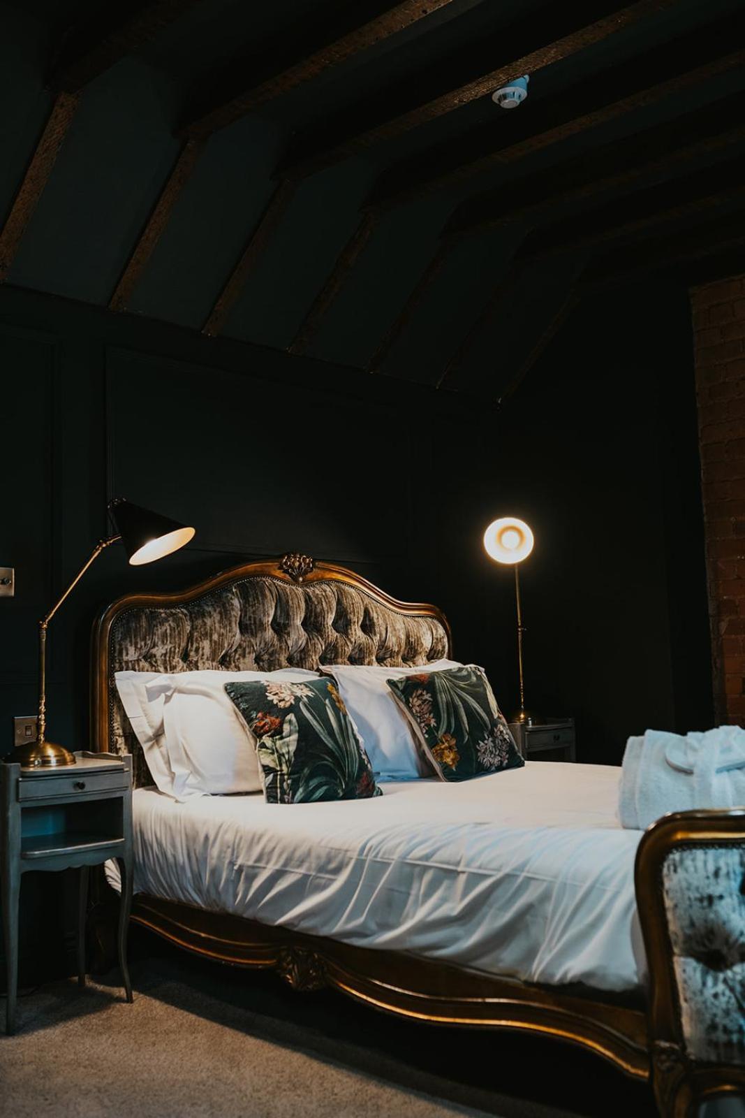 Le Petit Chateau & William De Percy Hotel Otterburn